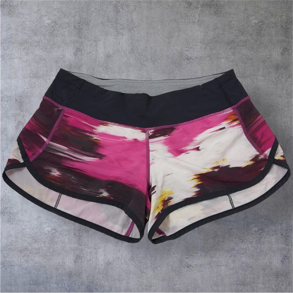 Lululemon Running Shorts Lightweight Athletic Pink White Size 6‎